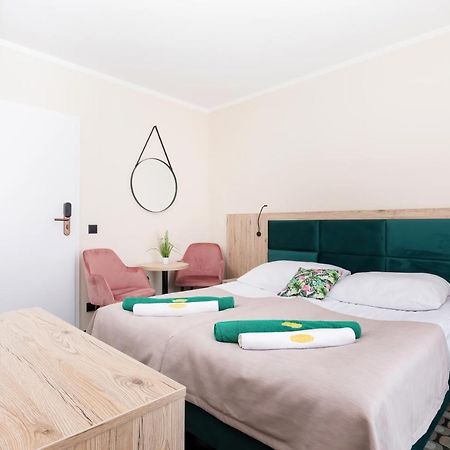 Ferienwohnung Flamingo Pobierowo Exterior foto