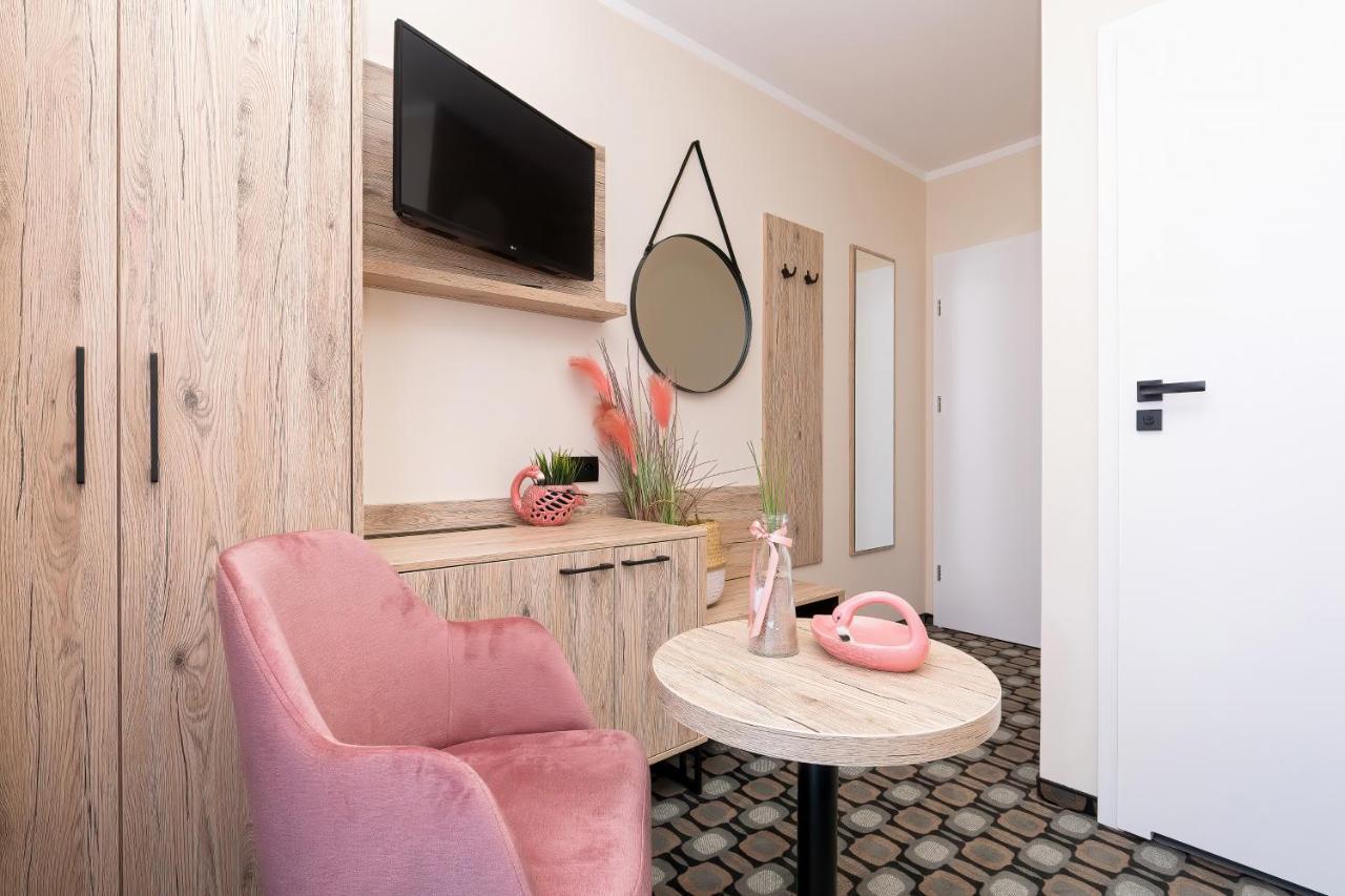 Ferienwohnung Flamingo Pobierowo Exterior foto